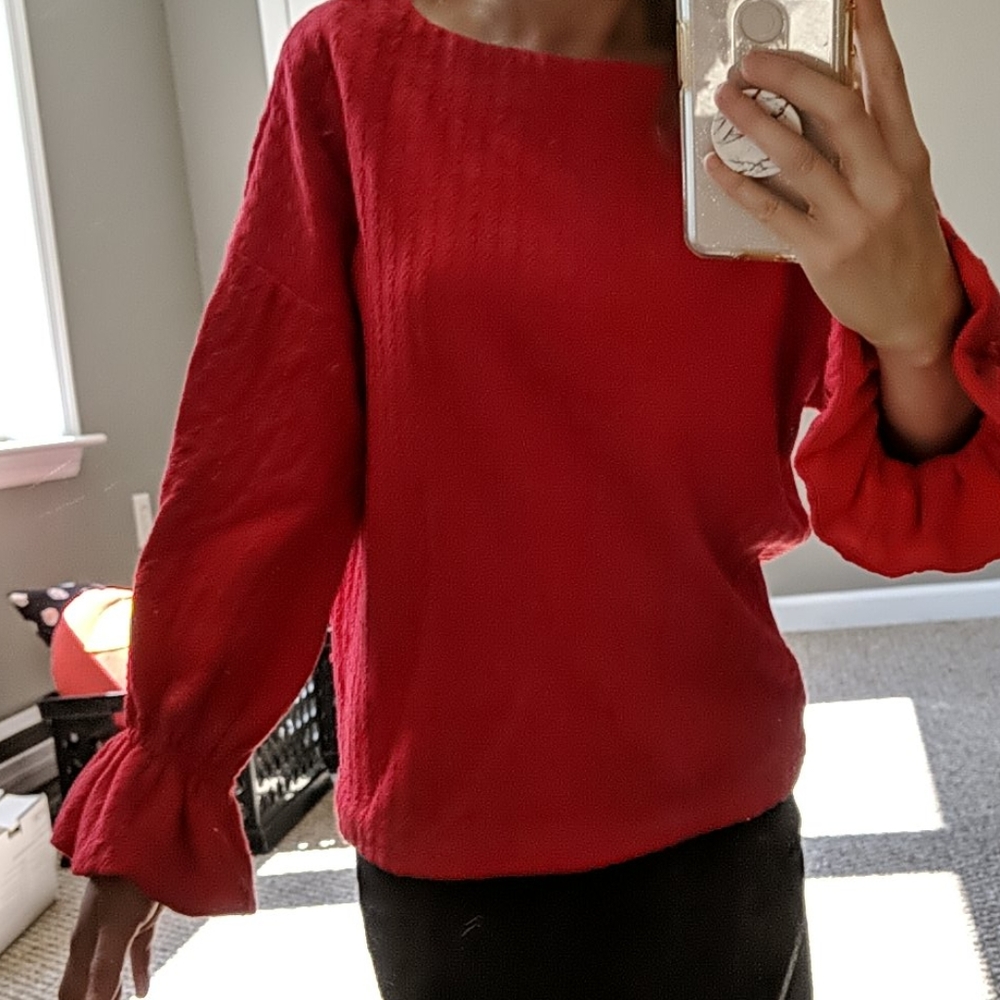 Bell sleeve sweater - Picture 1 of 4